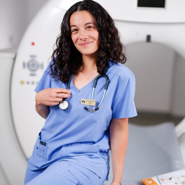 Dr Louise Bouet